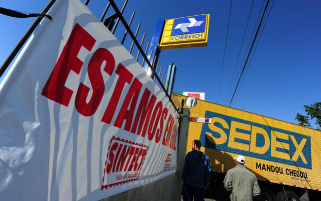 Correios acumulam 180 milhões de entregas Correios acumulam 180 milhões de entregas