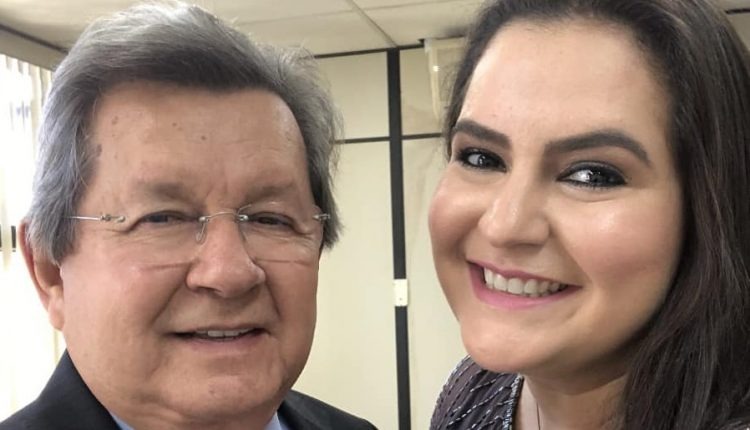 Dentista, filha vai assumir vaga de Onevan de Matos como candidata à prefeita Onevan e a filha, Rhaiza Matos (Foto: Reprodução/Facebook)