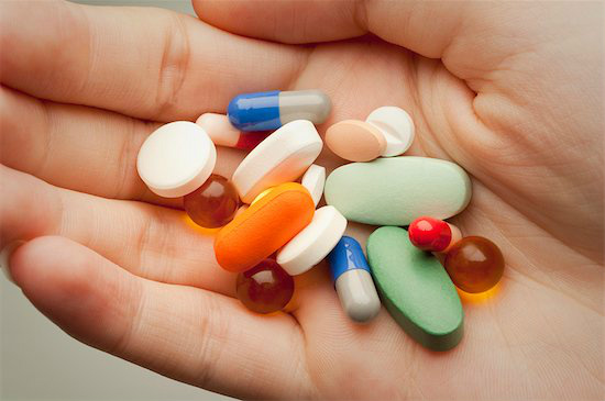 A lista de antimicrobianos sujeitos à retenção de receita chega a 128 substâncias.