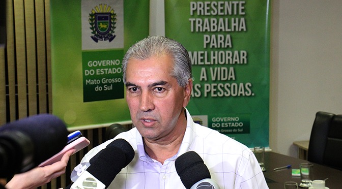 Governo assina contrato e mantém folha de pagamento dos servidores com o BB Governador Reinaldo Azambuja