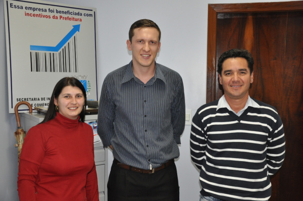Maristela, Cleriston e Aguiar. Sebrae realizou atendimentos para empreendedores de Amambai.