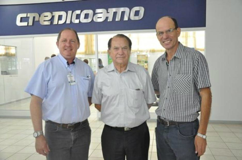 Sérgio Barbosa (E), José Aroldo Galassini e Walmir Ritter.