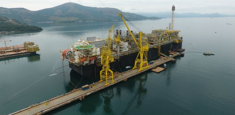 Produção de gás natural bate recorde em outubro Navio-plataforma P-69, no pré-sal da Bacia de Santos - Foto: Agência Petrobras