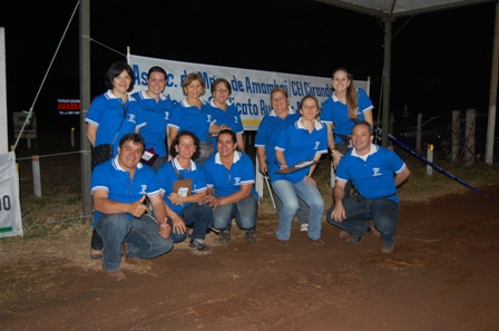 Associação de Mães de Amambai realiza ação na Expobai Voluntários da AMA que trabalharam no sábado, 10, no estacionamento da Expobai.