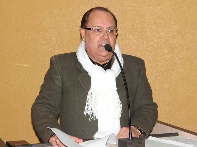 9º Simpósio da escola Felipe de Brum, de Amambai, aborda temas atuais O professor Luís Donizete, coordenador do Simpósio.