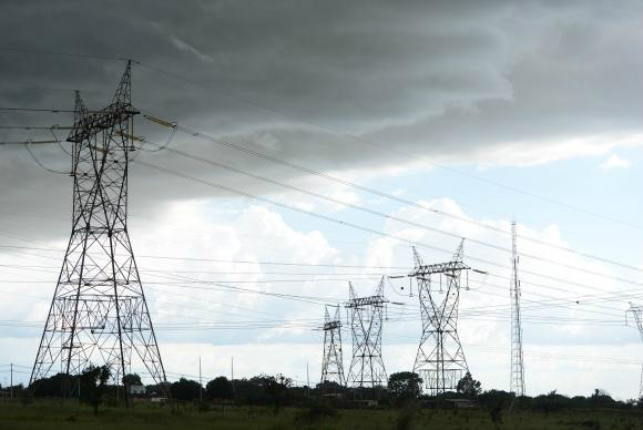 ONS: crise faz consumo de energia em 2016 se manter no nível de 2015 Segundo o Operador Nacional do Sistema Elétrico, a carga de energia este ano deve ficar em 64.636megawatts médios, 2 mil megawatts abaixo da previsão feita em agosto Foto: Divulgação