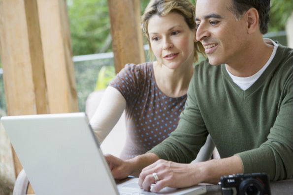 Número de brasileiros com acesso à internet cresce 14,7% em dois anos Número de brasileiros com acesso à internet cresce 14,7% em dois anos
