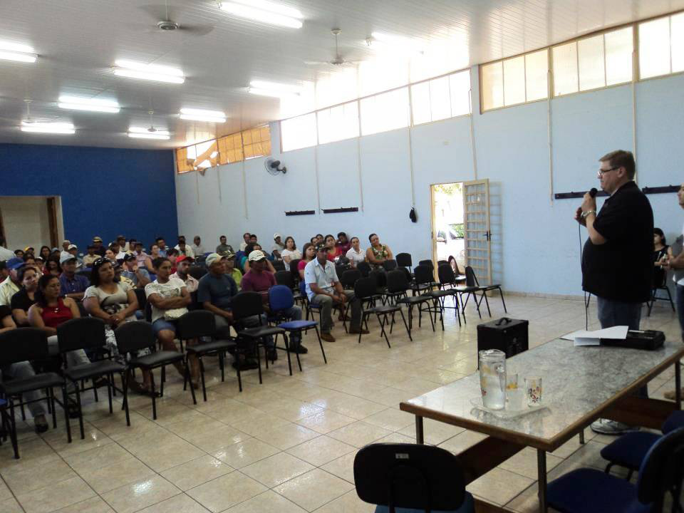 Cras de Amambai realiza orientação para integrantes do Renda Cidadã Cras de Amambai realiza orientação para integrantes do Renda Cidadã