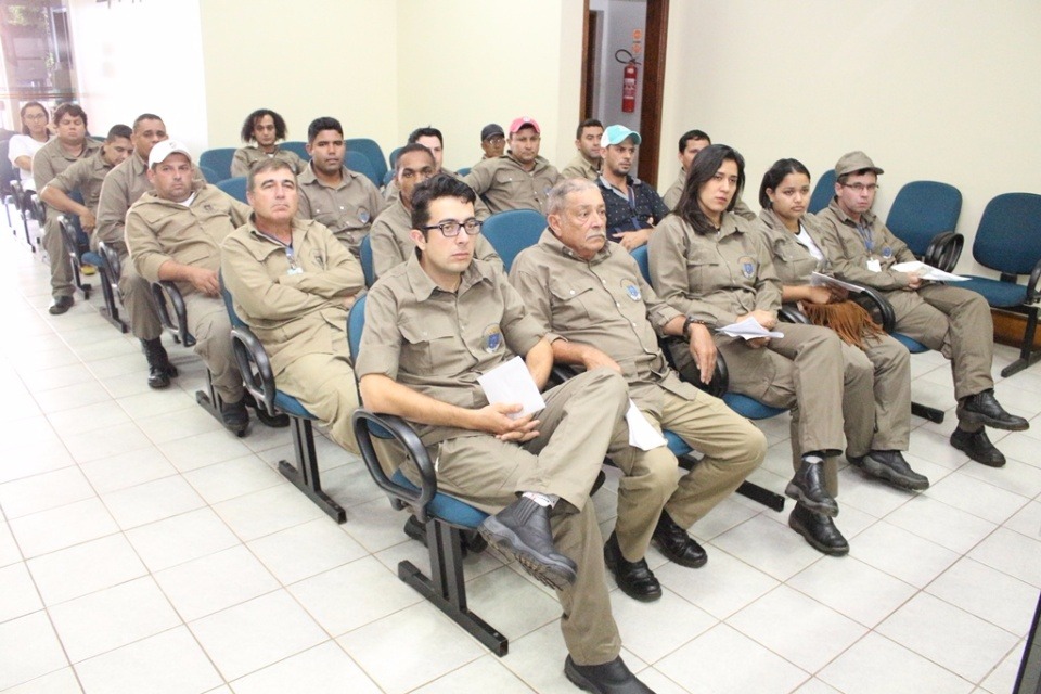 Agente de combate a endemias de Amambai / Foto: Decom