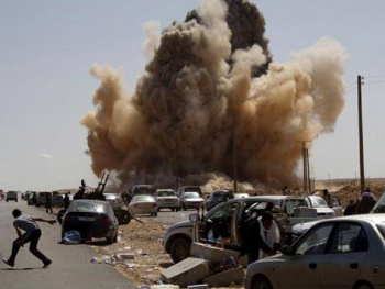 Confrontos em Benghazi deixam mais de 90 mortos na Líbia