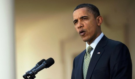 No Rio, Obama visita favela e faz discurso fechado