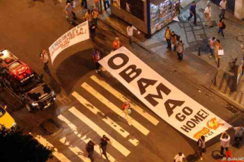PSTU-RJ promove ato pedindo libertação de militantes presos durante manifestação contra Barack Obama PSTU-RJ promove ato pedindo libertação de militantes presos durante manifestação contra Barack Obama