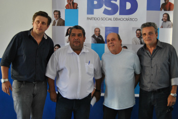 E/D- Tiago Mariano, Brito, Antonio João e ProtéticoFoto: Moreira Produções