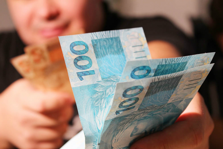 Lei amplia para 35% limite de crédito consignado Lei amplia para 35% limite de crédito consignado