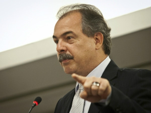 Bancos vão financiar mais de 6 mil bolsas do Ciência sem Fronteiras
