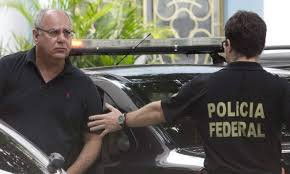 Ex-diretor da Petrobras preso na Operação Lava Jato deixa cadeia