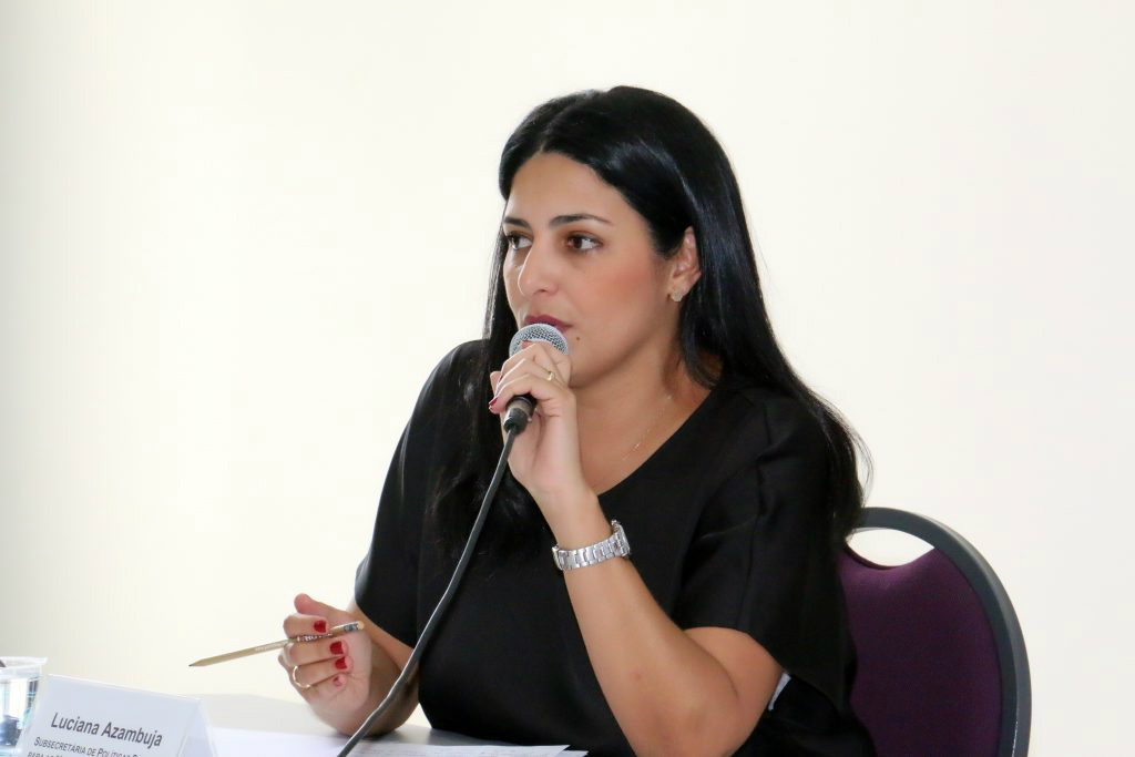 É preciso reescrever a democracia brasileira com a efetiva participação das mulheres”, destaca Luciana Azambuja Roca.Foto: Divulgação