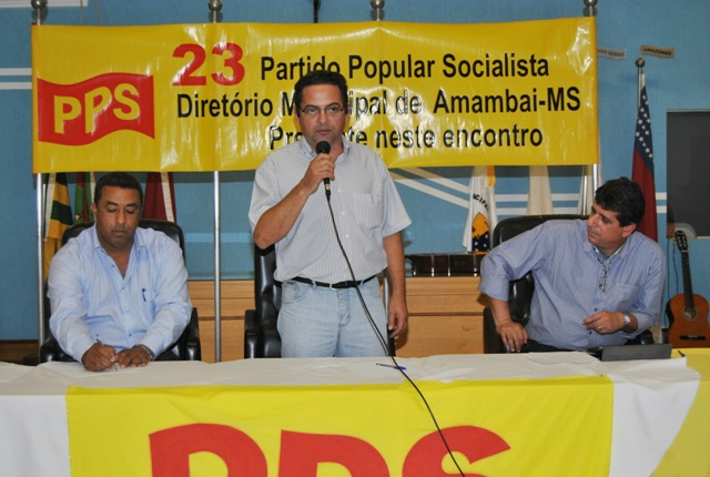E/D - Carlinhos, Humberto e Athayde NeryFoto: Moreira Produções