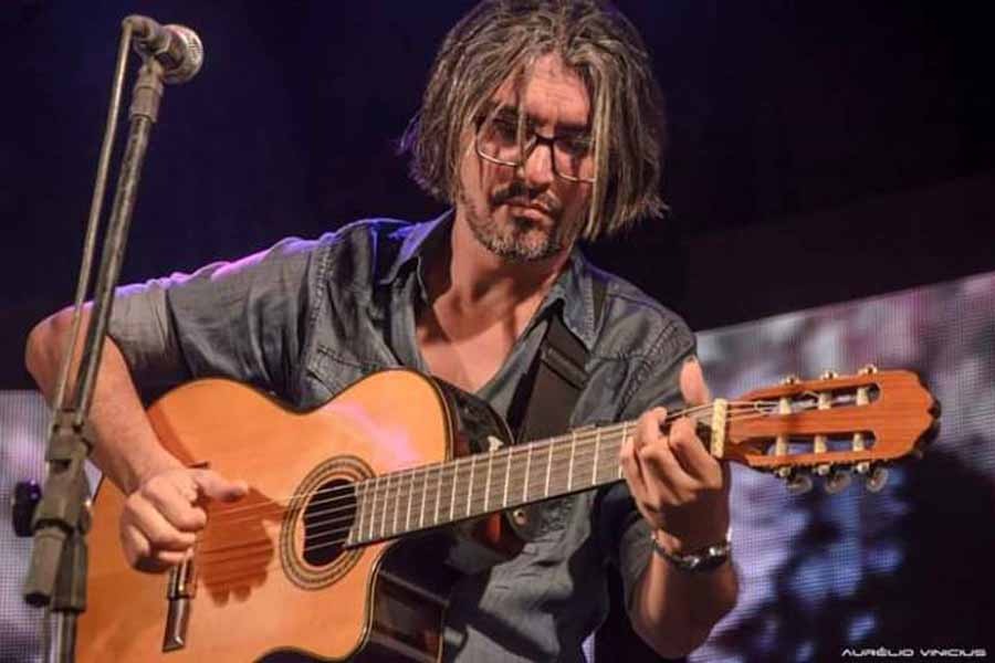 O músico e instrumentista Juninho Fonseca, faleceu em outubro de 2019, com 40 anos de idade. Foto: Reprodução