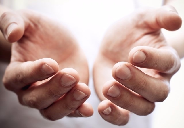 Você sabe por que é que as mãos transpiram quando ficamos nervosos? Fonte da imagem: shutterstock