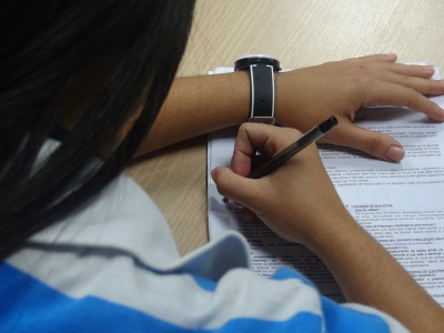 Cerca de dois mil estudantes farão o Enem neste final de semana em Amambai O uso da caneta preta é obrigatório. Canetas de outras cores podem comprometer a leitura ótica do cartão resposta / Foto: Divulgação