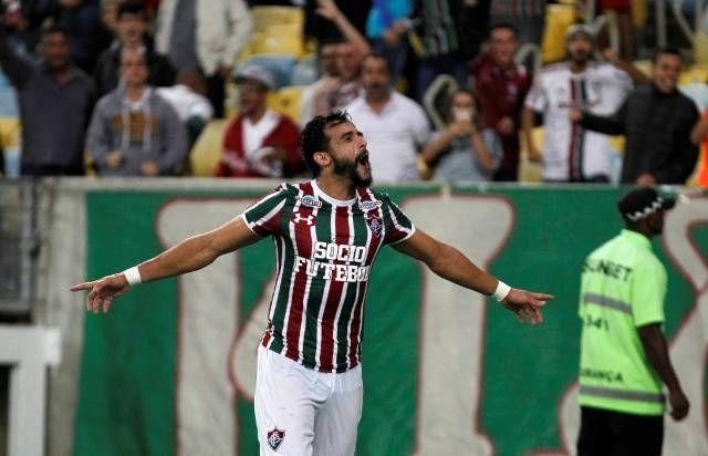 Henrique Dourado foi o artilheiro do Brasil com 32 gols em 2017 (Foto: Gazeta Press)