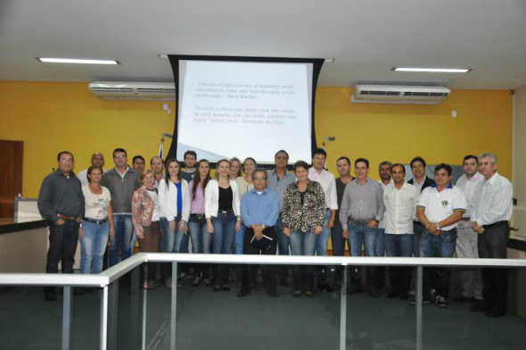 Audiência Pública define Conselho da Cidade em Amambai Conselho da Cidade é composto de trinta membros e tem como presidente o prefeito municipal, Sérgio Barbosa. Foto: Assessoria
