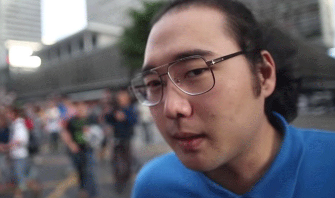 Preso há dezoito dias, o ativista teve seus cabelos longos raspados e foi obrigado a largar sua dieta vegetariana