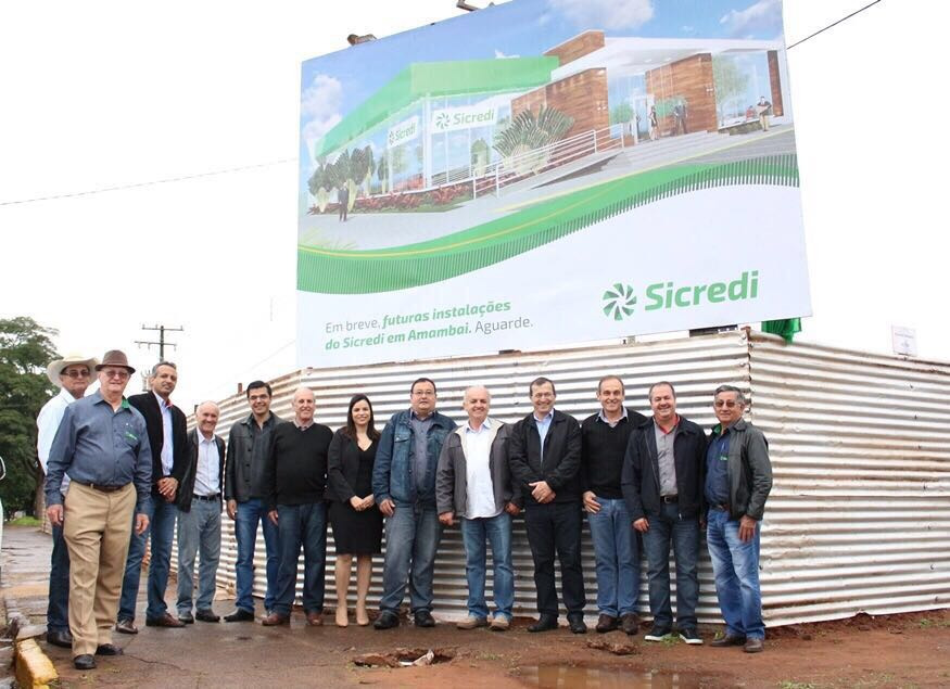 Sicredi Centro-Sul MS lança obra das novas estruturas da agência Amambai A solenidade contou com a presença do presidente da Sicredi Centro-Sul MS Sadi Masiero e autoridades / Foto: Assessoria
