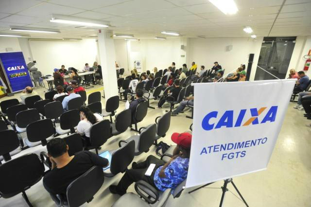Para ter acesso aos recursos, é necessário apresentar a carteira de trabalho do titular da conta, além da identidade do sacadorFoto: Divulgação