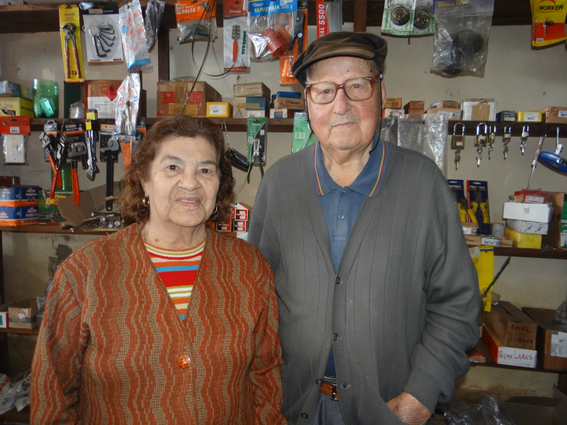 Dia do Comerciante: histórias de ontem e de hoje em Amambai Nery Viana Vieira sua esposa e Elena.