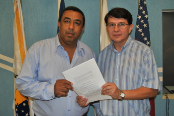 Vereadores reclamam da interrupção do trânsito na região central de Amambai Vereadores cobram medidas para evitar interrupção do trânsito no centro da cidadeFoto: Moreira Produções