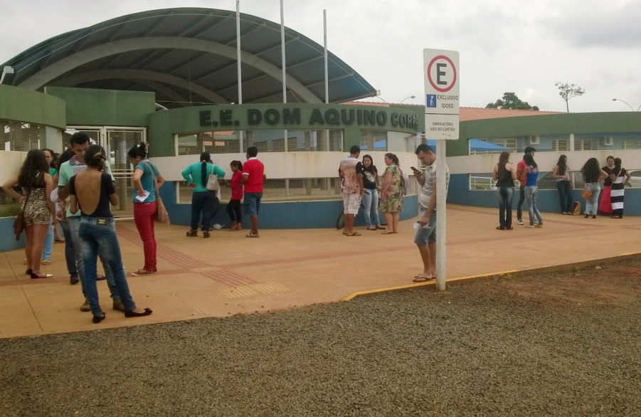 Cerca de dois mil estudantes realizaram as provas do Enem em Amambai / Foto: Moreira Produções