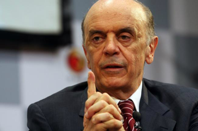 Serra sobre o governo: "Central de corrupção"
