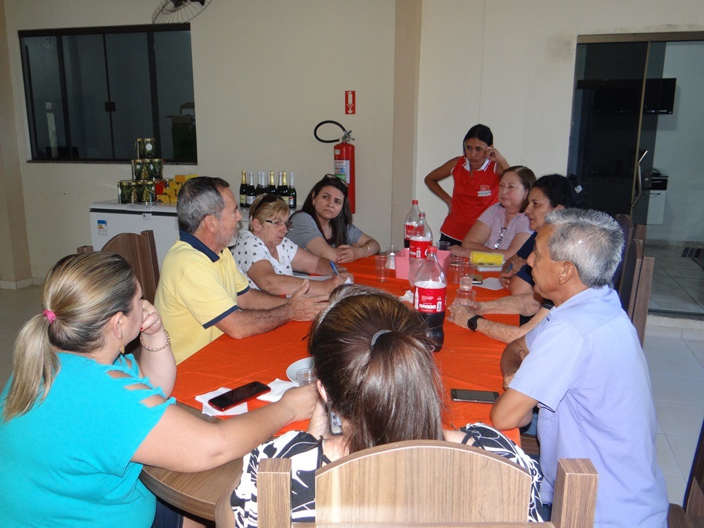 Membros da diretoria do Simted durante reunião de avaliação / Foto: Assessoria 