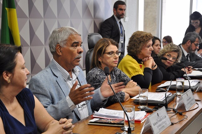 Secretário da CNTE