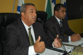 Atendimento noturno no Posto Central é reivindicado pelo vereador Carlinhos Vereador Carlinhos quer atendimento até âs 22 horas, no Posto de Saúde CentralFoto: Moreira Produções