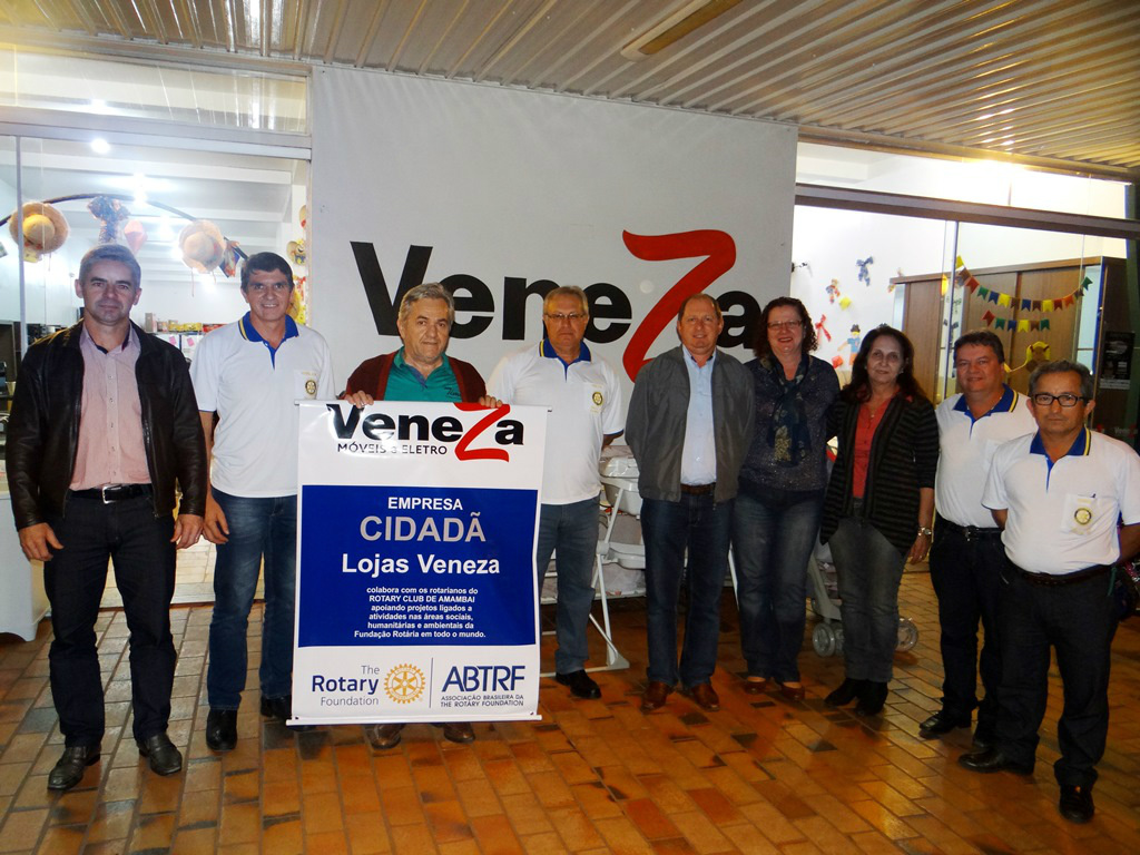 Rotary de Amambai homenageia Lojas Veneza, empresa cidadã Criar parcerias com empresas com o intuito de reunir esforços para promover ações em prol dos programas humanitários do Rotary International é o objetivo do programa Empresa Cidadã.