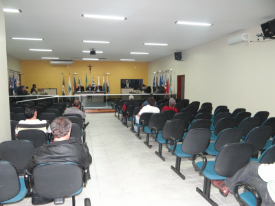 Plenário do Legislativo Municipal na segunda-feira (02) / Foto: Moreira Produções