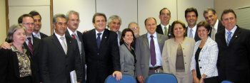 Reitora da UFMS participa de reunião com a bancada federal Reitora da UFMS participa de reunião com a bancada federal