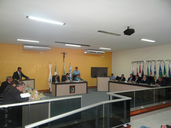 Resumo da sessão da Câmara de Amambai do dia 26 de outubro de 2015 Plenário Lourino Jesus de Albuquerque da Câmara de Vereadores de Amambai / Foto: Moreira Produções