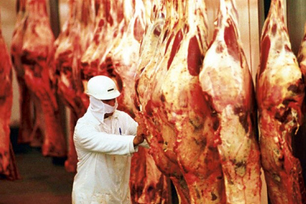 Embarque de carne bovina do Brasil recua em março
