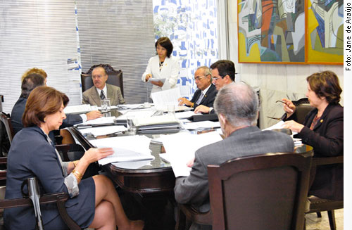 Representação brasileira no Parlasul será votada na próxima sessão do Congresso, decide Mesa Representação brasileira no Parlasul será votada na próxima sessão do Congresso, decide Mesa