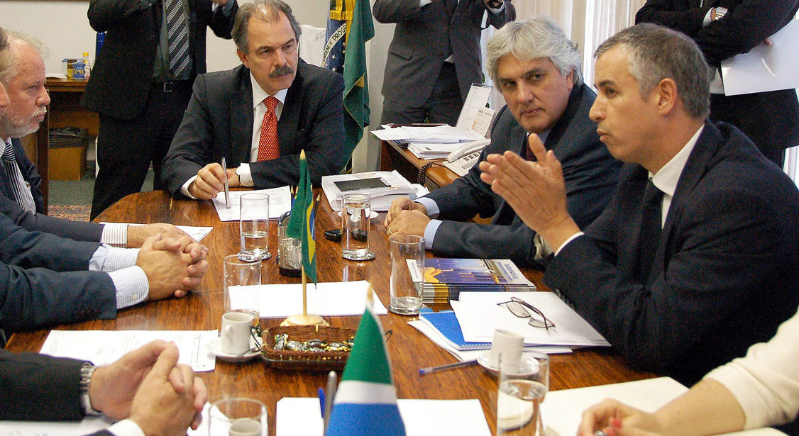 Biffi e Delcídio pedem e MCT habilita mais 22 municípios de MS Biffi e Delcídio pedem e MCT habilita mais 22 municípios de MS