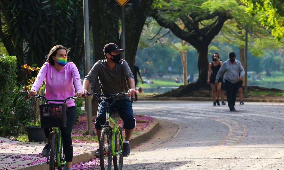 IBGE: esperança de vida do brasileiro aumentou 31,1 anos desde 1940 © Rovena Rosa/Agência Brasil