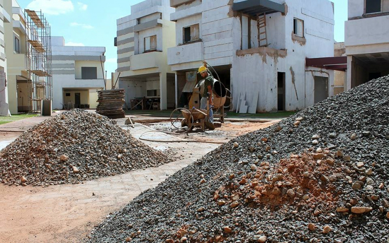 Preços da construção civil sobem menos em novembro