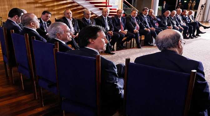 Temer dá carta branca para MS renegociar dívida com o BNDES Governadores durante reunião com o presidente Michel TemerFoto: Divulgação