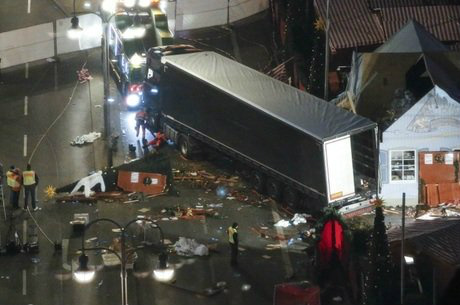 Alemanha busca autor de ataque a mercado de Natal em Berlim Foto: Divulgação