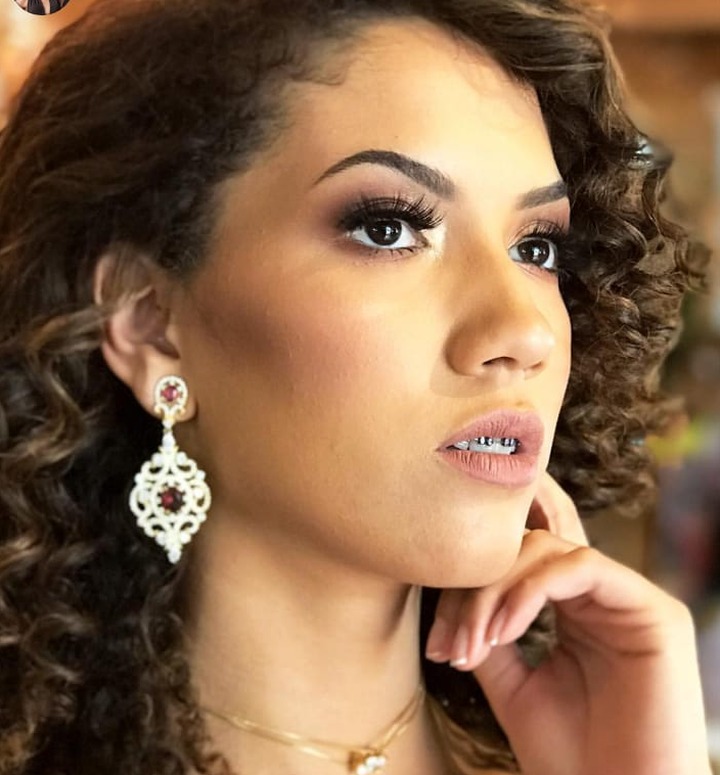 Amambaiense concorre ao título de Miss MS Be Emotion neste sábado (15) Carol tem 20 anos e é a segunda vez que participa do Miss MS Be Emotion