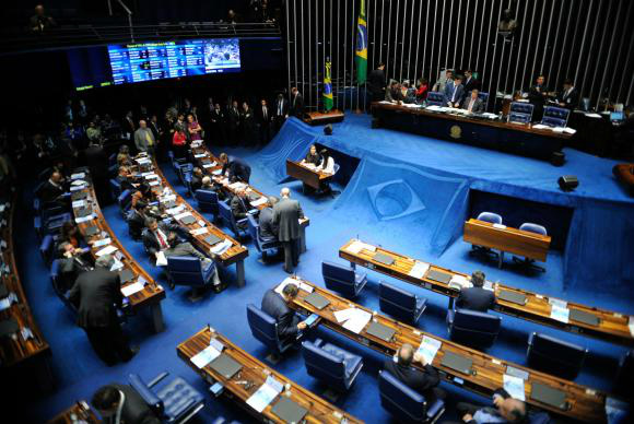 Pré-sal, reforma política e votação de MPs marcam trabalhos do Senado